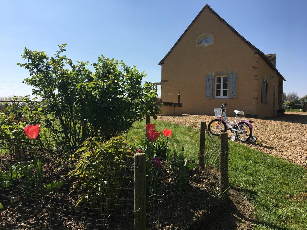 Gîte de La Hertaudière Montbizot Extérieur photo