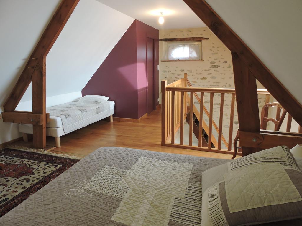 Gîte de La Hertaudière Montbizot Extérieur photo