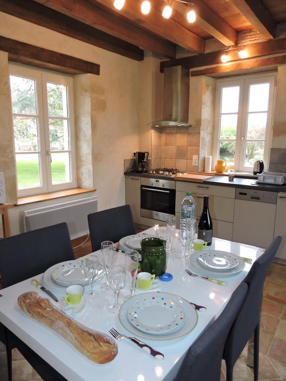 Gîte de La Hertaudière Montbizot Extérieur photo